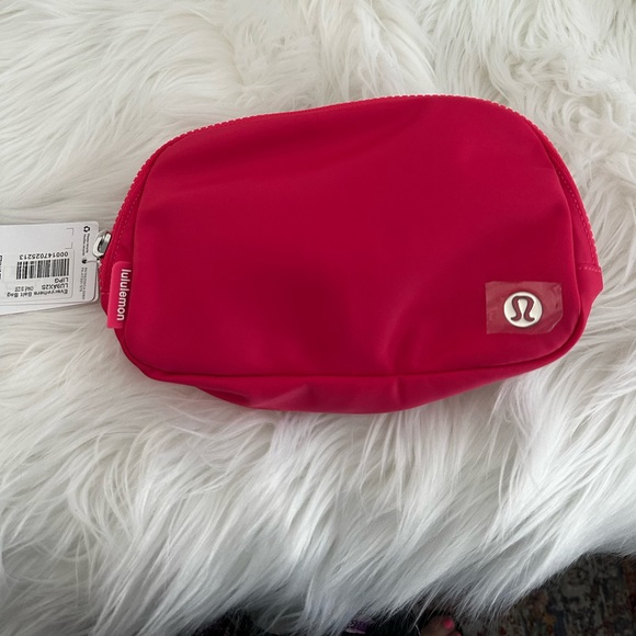 lululemon athletica Handbags - LULULEMON NWT Belt bag LIP Gloss